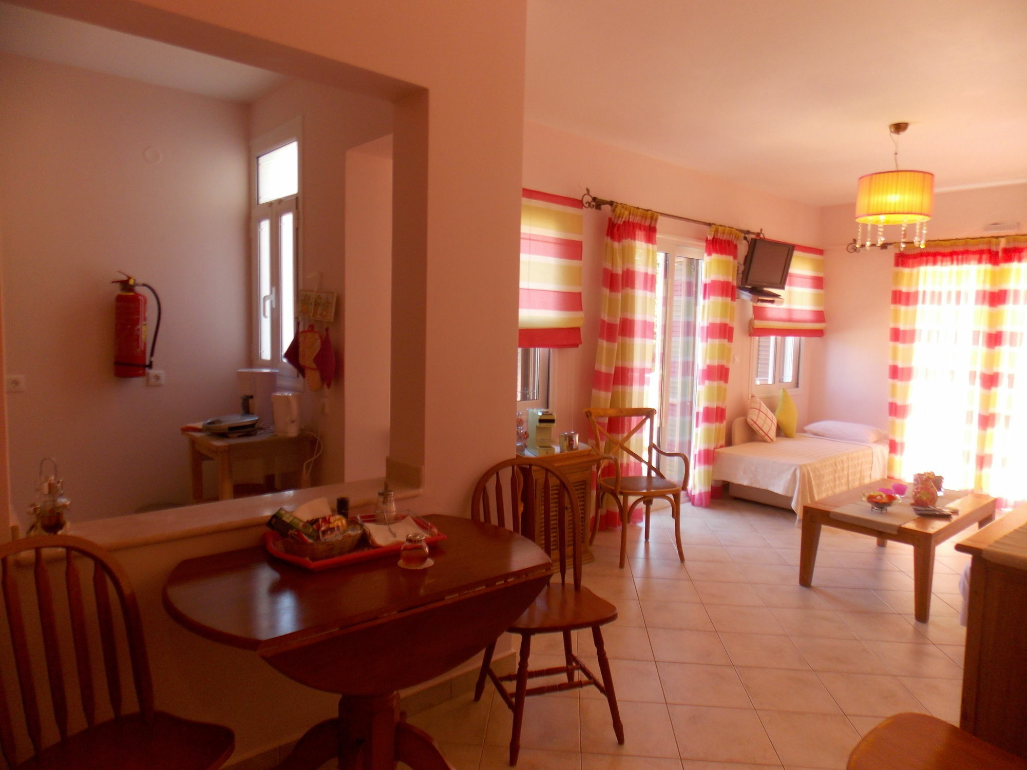 Myrties Boutique Apartments Massouri Extérieur photo