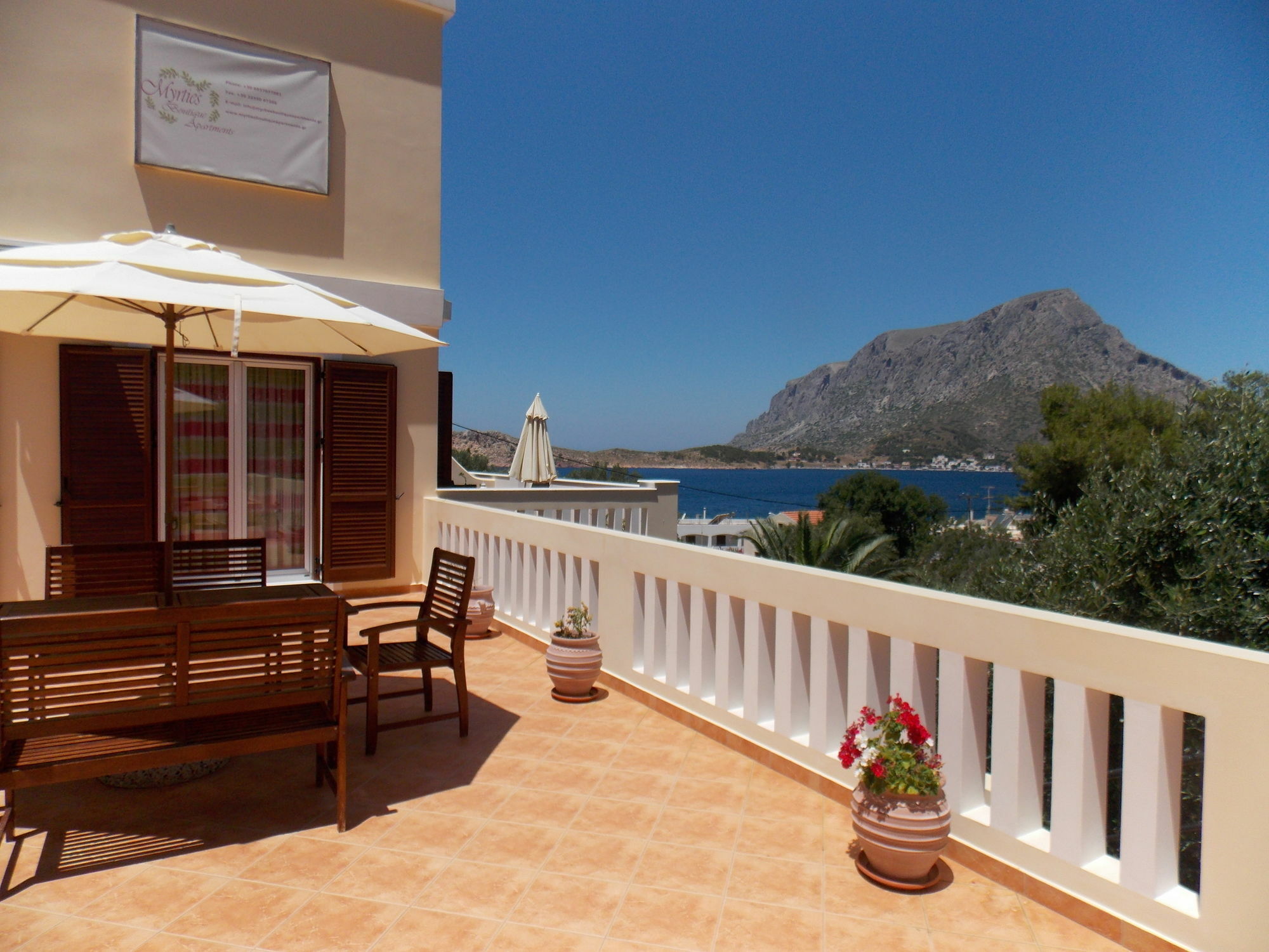 Myrties Boutique Apartments Massouri Extérieur photo